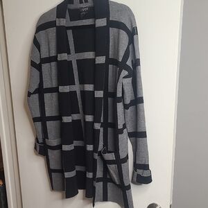 J'ENVIE Gray and Black Cardigan